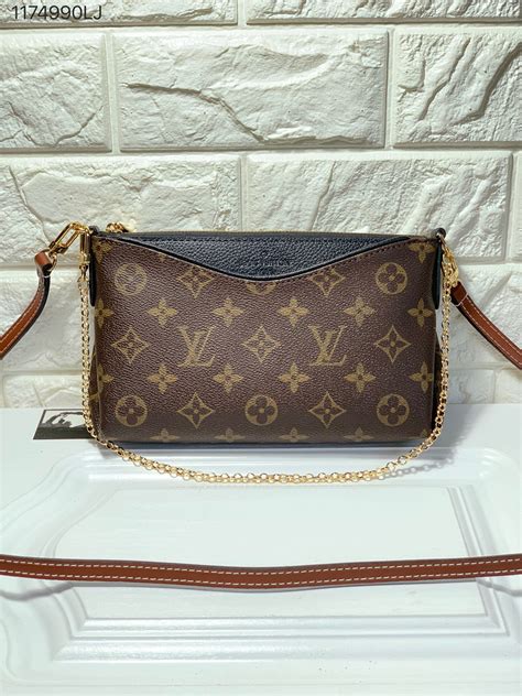 small louis crossbody.